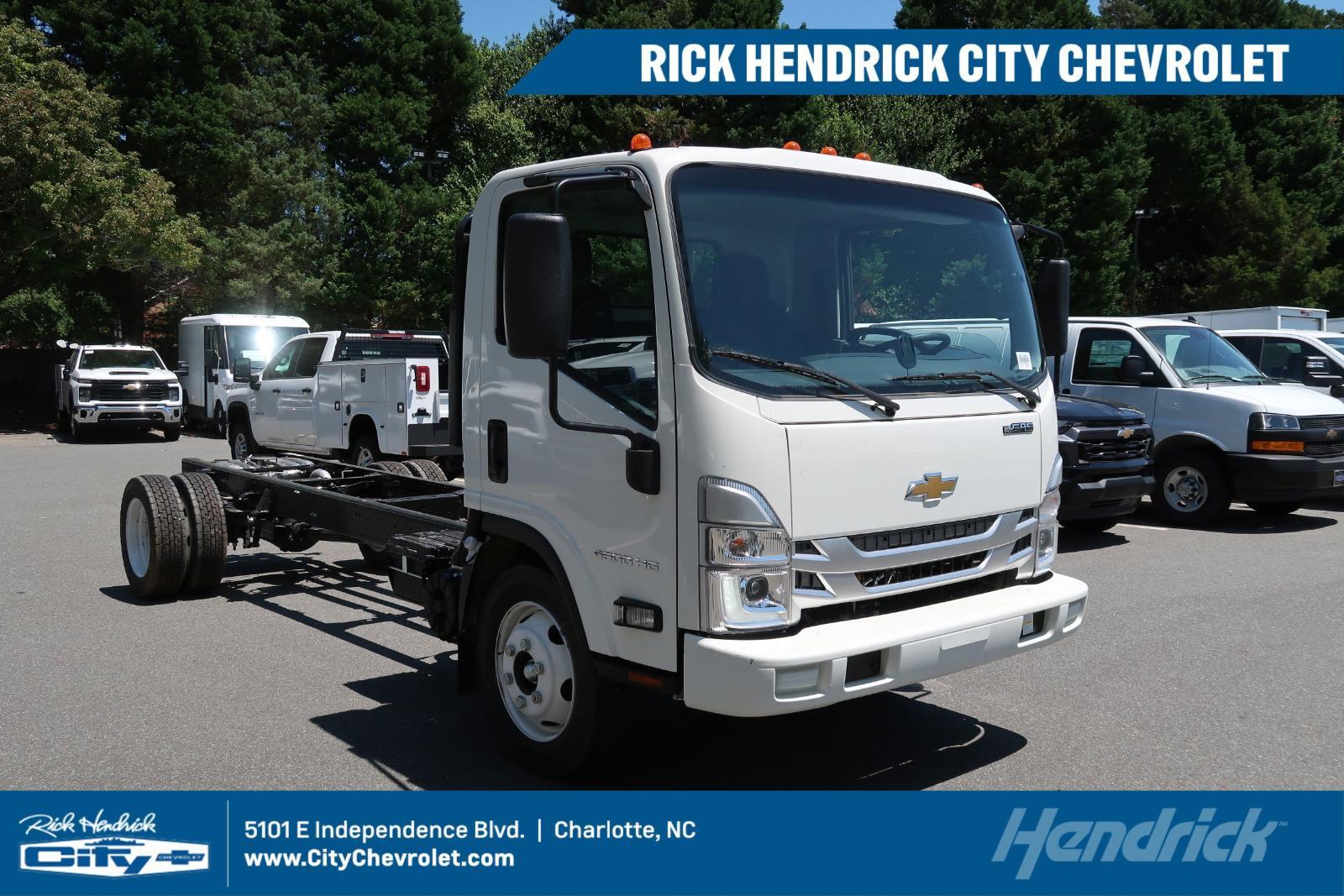 2025 Chevrolet Low Cab Forward Vehicle Photo in Charlotte, NC 28212