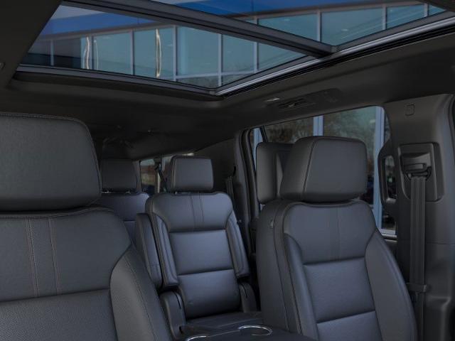 2024 Chevrolet Suburban Vehicle Photo in OSHKOSH, WI 54904-7811