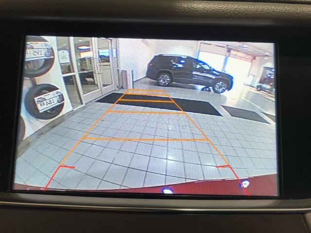 2017 Cadillac XT5 Vehicle Photo in GREEN BAY, WI 54303-3330