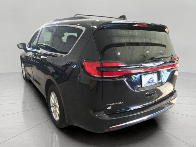 2022 Chrysler Pacifica Vehicle Photo in GREEN BAY, WI 54303-3330