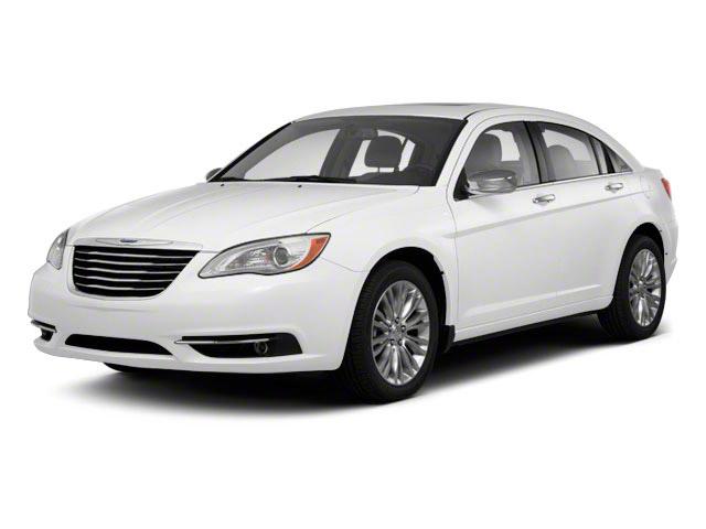 2013 Chrysler 200 Vehicle Photo in Appleton, WI 54913