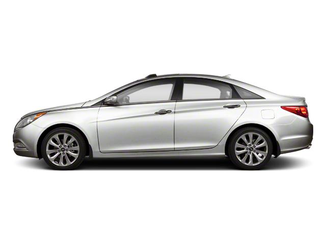 2013 Hyundai SONATA Vehicle Photo in Green Bay, WI 54304