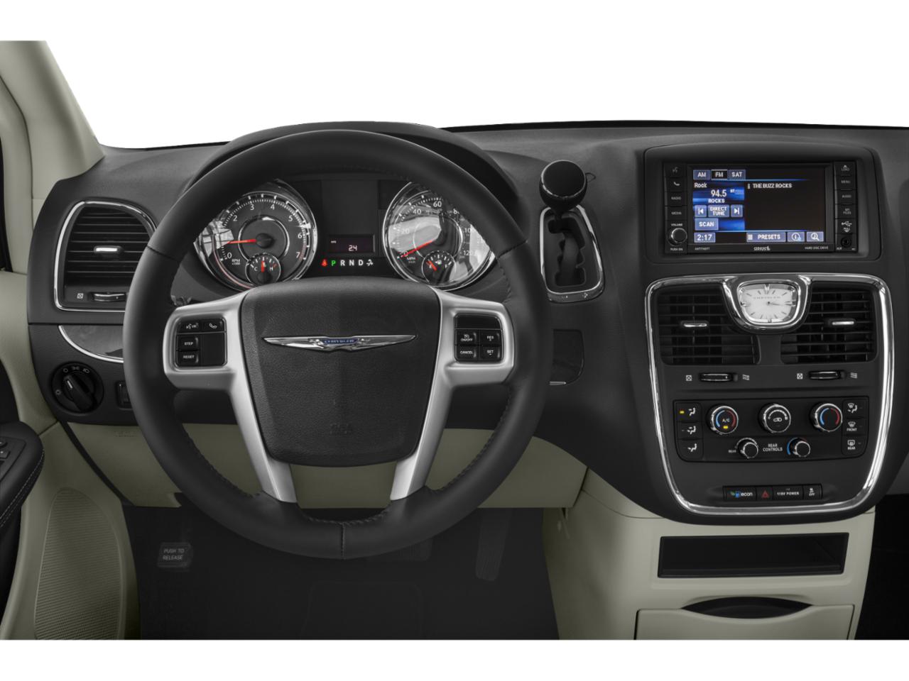 2015 Chrysler Town & Country Vehicle Photo in Appleton, WI 54913