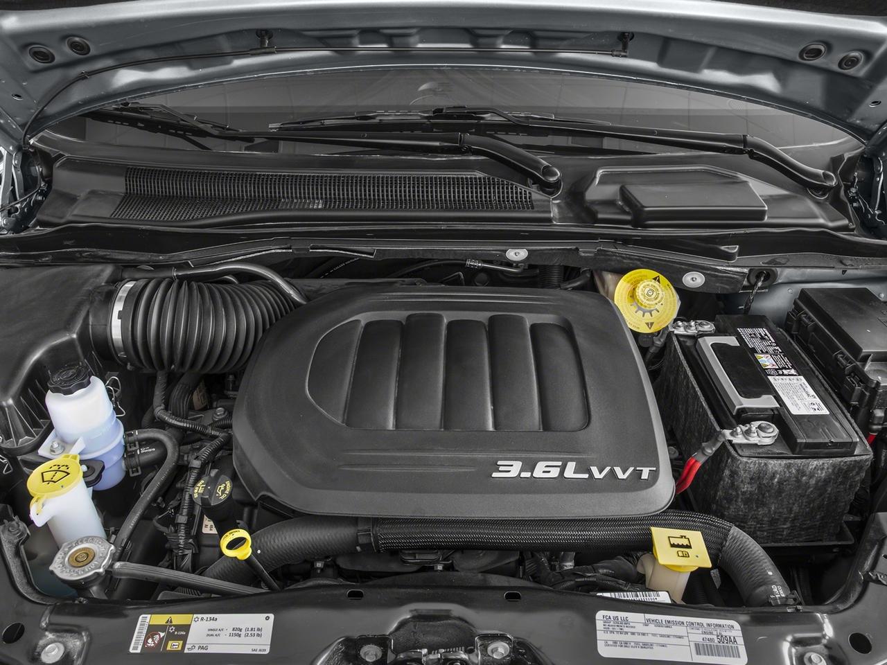 2016 Chrysler Town & Country Vehicle Photo in NEENAH, WI 54956-2243