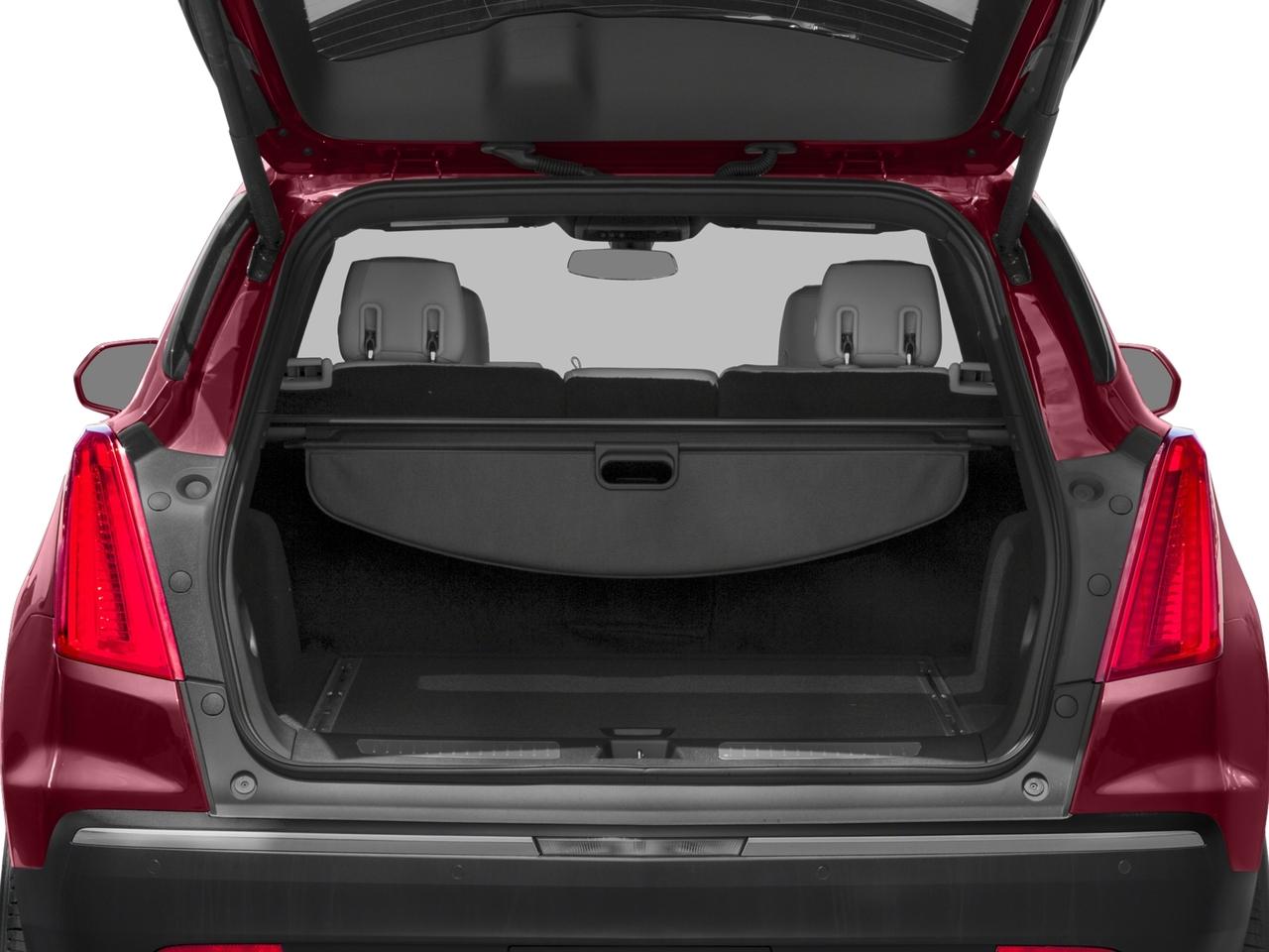 2017 Cadillac XT5 Vehicle Photo in GREEN BAY, WI 54303-3330