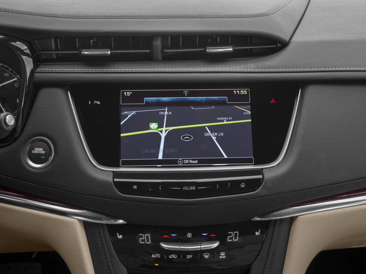 2017 Cadillac XT5 Vehicle Photo in GREEN BAY, WI 54303-3330