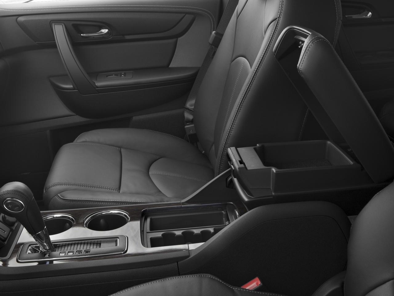 2017 Chevrolet Traverse Vehicle Photo in NEENAH, WI 54956-2243