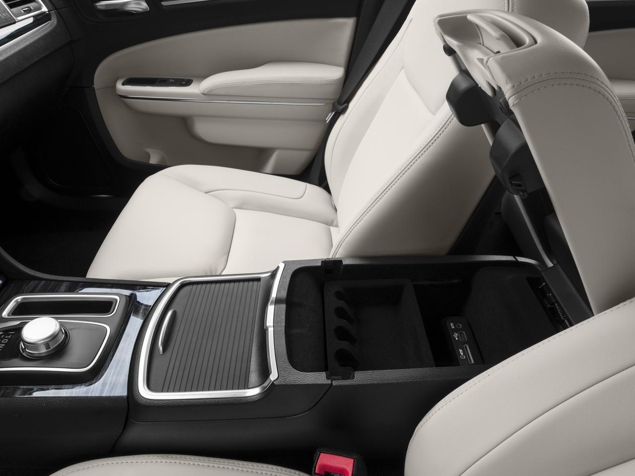 2017 Chrysler 300 Vehicle Photo in Appleton, WI 54913