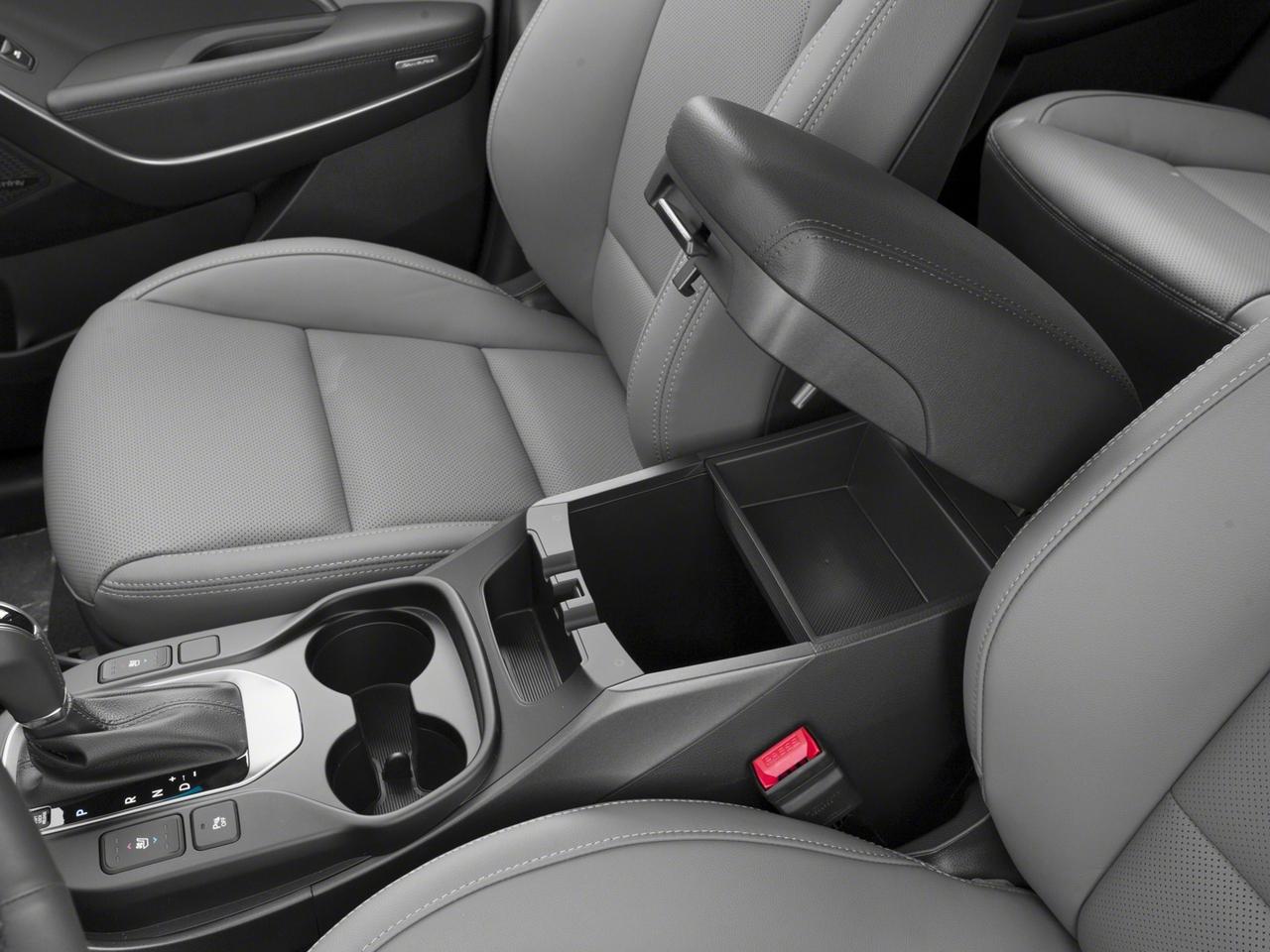 2018 Hyundai SANTA FE Vehicle Photo in Green Bay, WI 54304