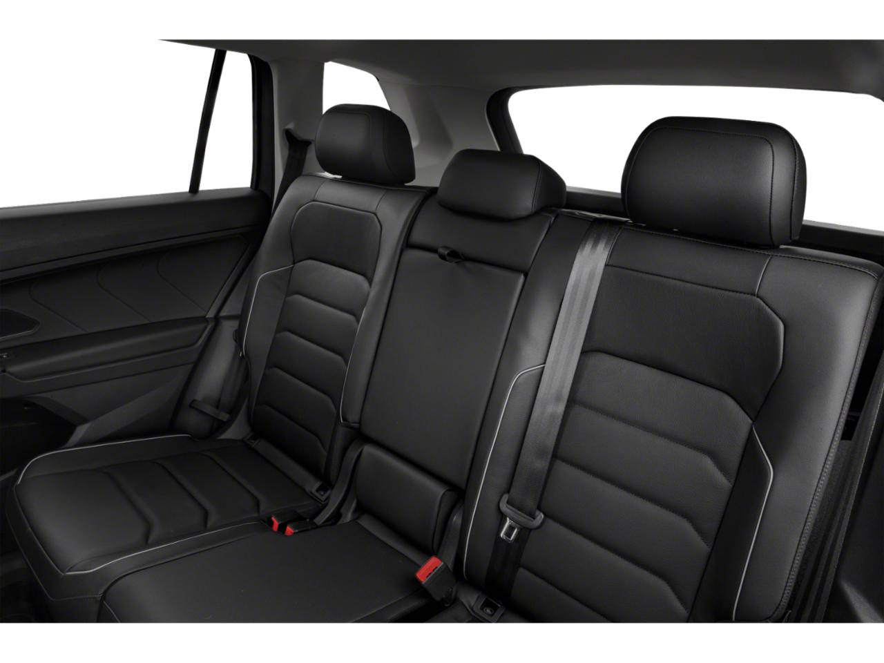 2018 Volkswagen Tiguan Vehicle Photo in GREEN BAY, WI 54303-3330