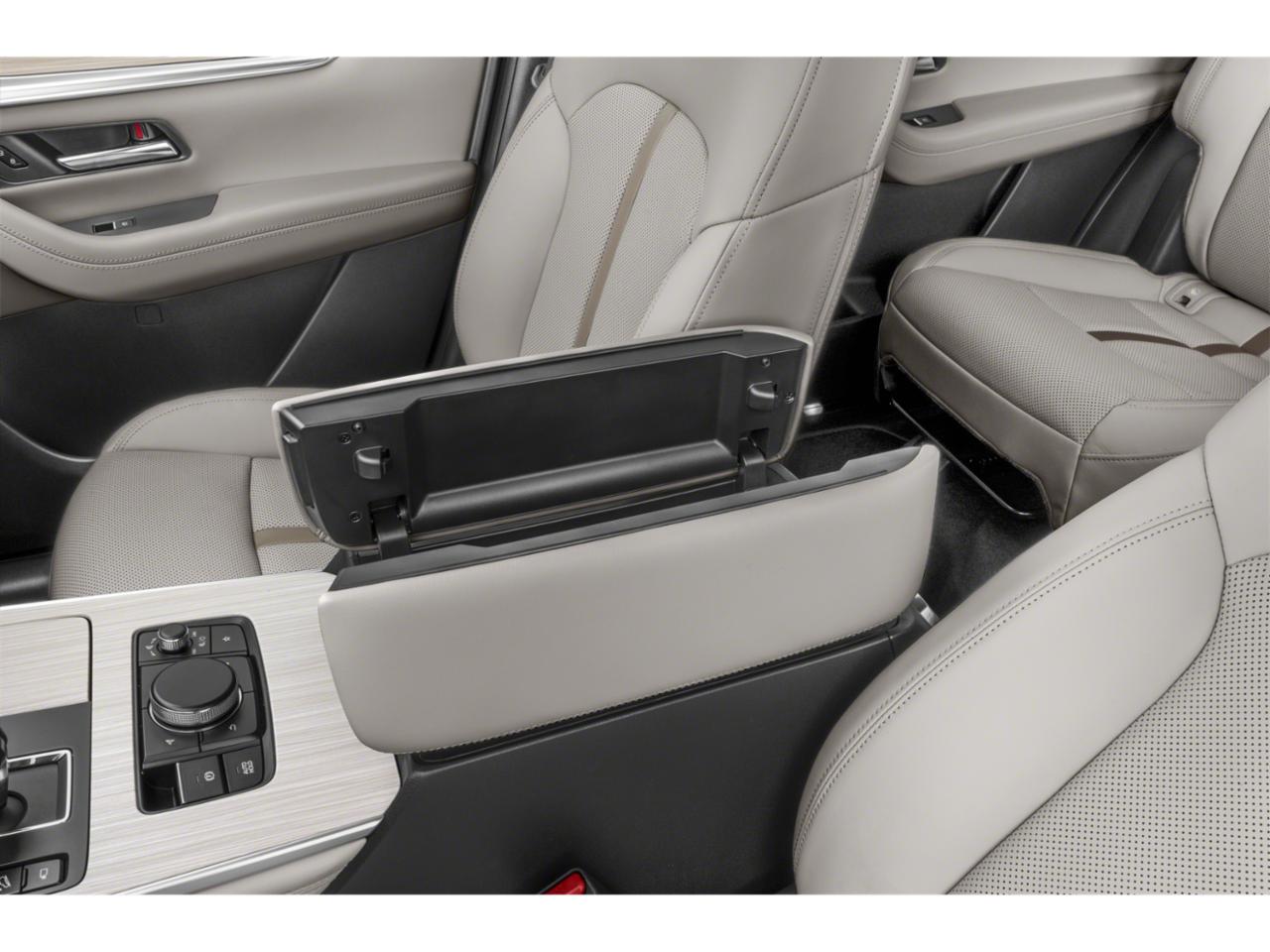 2024 Mazda CX-90 Vehicle Photo in Green Bay, WI 54304